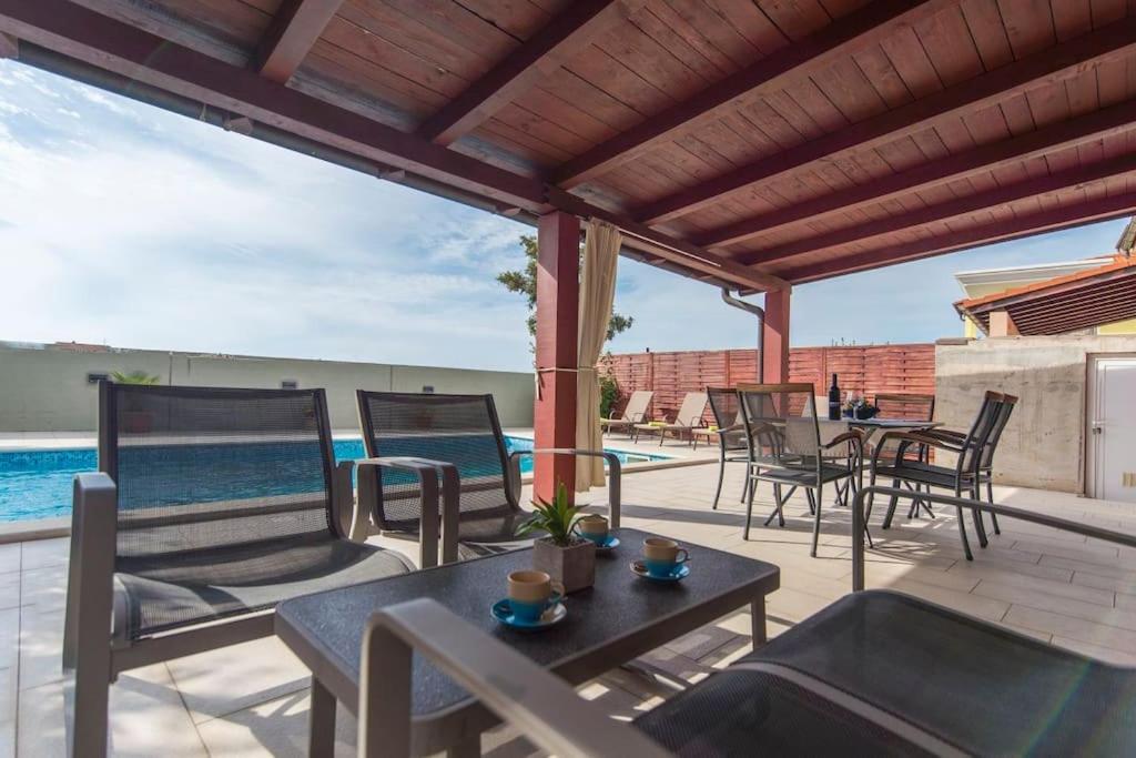 פאז'אנה Villa Anemona מראה חיצוני תמונה